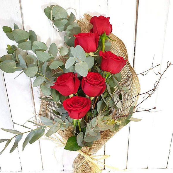 Ethical Deluxe 6 Red Roses Valentine Day